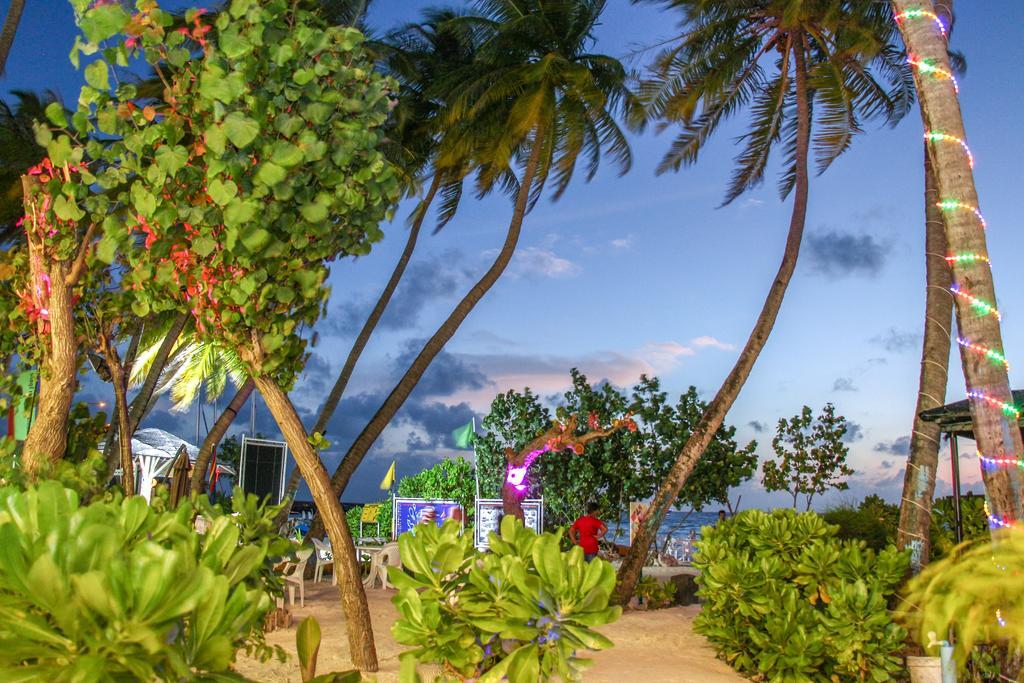 Salt Beach Hotel Maafushi Kültér fotó