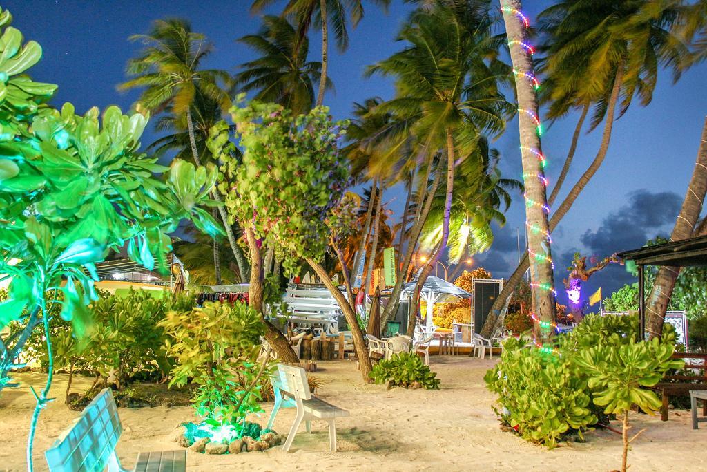 Salt Beach Hotel Maafushi Kültér fotó